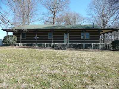695 Brummitt Rd Castalian Springs, TN 37031