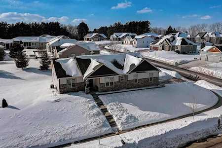 867 Pinnacle Dr Lake Mills, WI 53551-2015