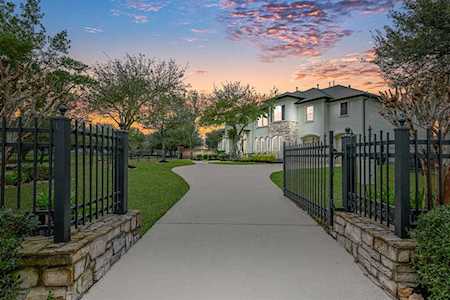 7403 Sadler Ct Sugar Land, TX 77479