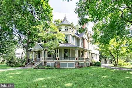 5701 Roland Ave Baltimore, MD 21210