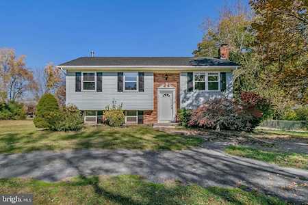 10114 Bruns Ave White Plains, MD 20695