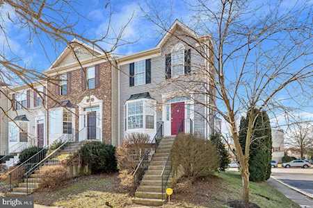 2421 Old Mystic Ct Crofton, MD 21114