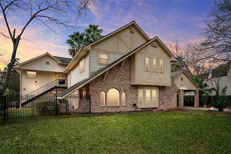 11835 Cathy Dr Houston, TX 77065