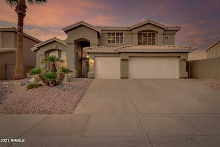 1346 E Thistle Landing Drive Phoenix, AZ 85048