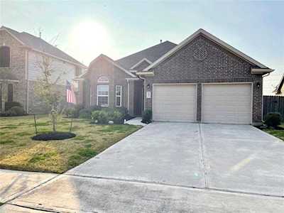 16231 Tyler Reach Dr Hockley, TX 77447
