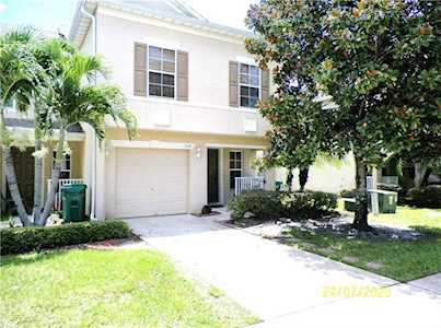 304 Artisan St #L-106 Orlando, FL 32824