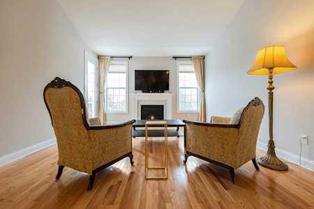 9 Avebury Ln #9 Marlborough, MA 01752