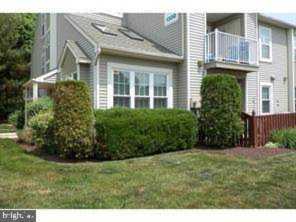 1301A Yarmouth Ln Mount Laurel, NJ 08054