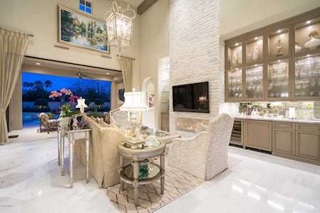 6665 N 39th Way Paradise Valley, AZ 85253