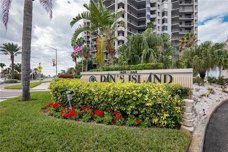 1600 Gulf Blvd #311 Clearwater, FL 33767