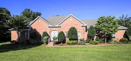 259 Allen Dr Greenbrier, TN 37073