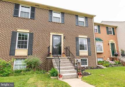 8686 Scorton Harbour Pasadena, MD 21122