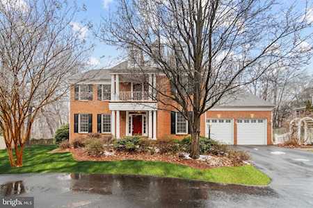 5402 Backlick Woods Ct Springfield, VA 22151