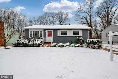 523 Oakwood Station Rd Glen Burnie, MD 21061