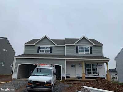 419 Jared WAY New Holland, PA 17557