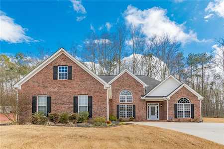 3933 Birdie Dr Douglasville, GA 30134