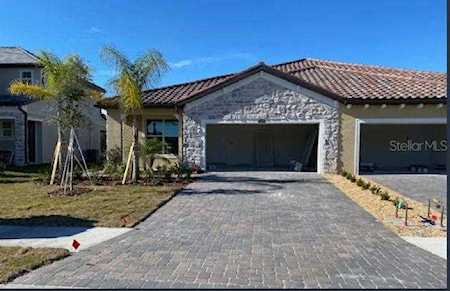 2520 Avolet Ct Bradenton, FL 34211
