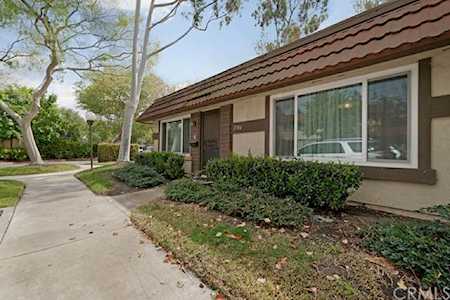 2784 W Pepper Tree Drive Anaheim, CA 92801