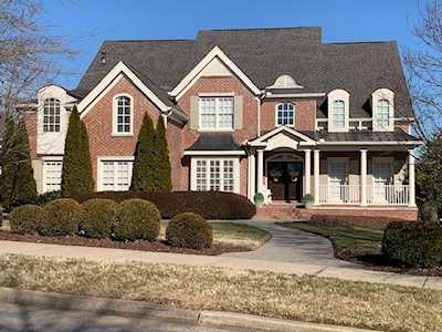 214 Ennismore Ln Brentwood, TN 37027