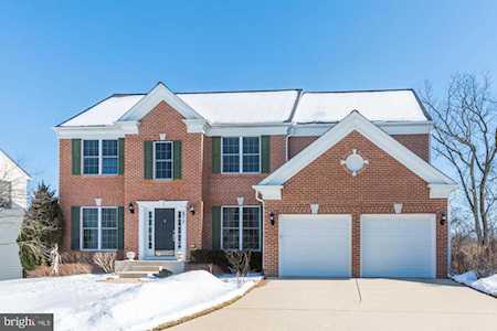 6317 Meandering Woods Ct Frederick, MD 21701
