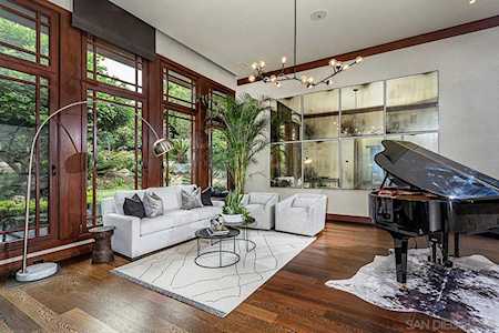 6089 La Jolla Scenic Dr S La Jolla, CA 92037