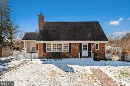 4304 Saul Rd Kensington, MD 20895