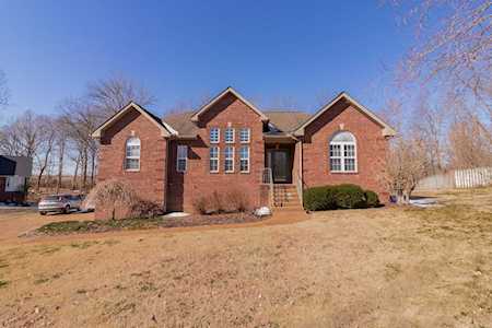 1004 Steven Ct Cottontown, TN 37048