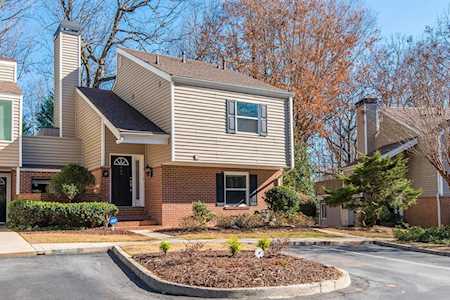 17 Dunwoody Springs Dr NE Sandy Springs, GA 30328
