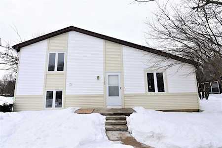 1126 Inverrary Ln Deerfield, IL 60015