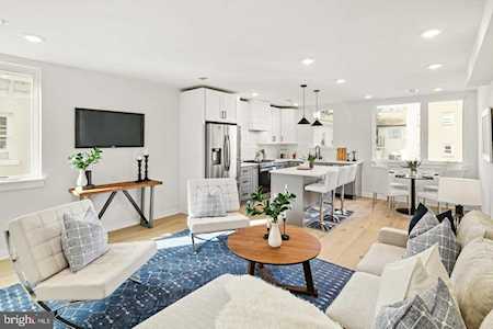 233 Christian St #4 Philadelphia, PA 19147