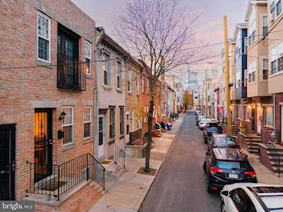 1048 S Dorrance St Philadelphia, PA 19146
