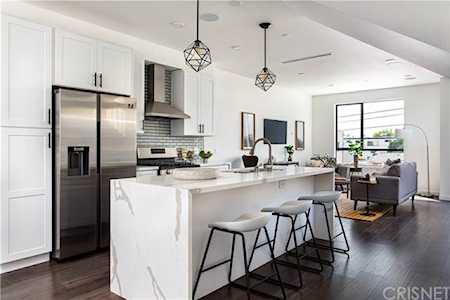 5963 Fountain Avenue Hollywood, CA 90028