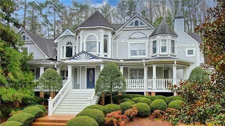 2445 Spalding Dr Sandy Springs, GA 30350