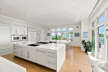 120 Seaver St #C501 Brookline, MA 02445