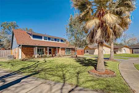 5111 Rockland Dr Pearland, TX 77584