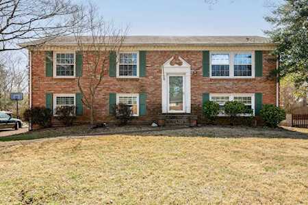 1522 Foxdale Dr Murfreesboro, TN 37130