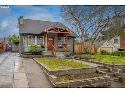 2220 NE 58th Ave Portland, OR 97213