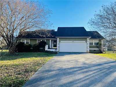 33 Riverview Ct SE Cartersville, GA 30120