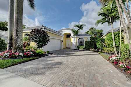 16089 Villa Vizcaya Place Delray Beach, FL 33446