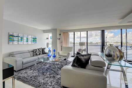 900 NE Spanish River Boulevard #2c Boca Raton, FL 33431
