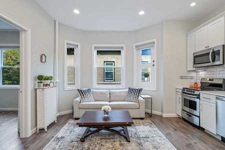 119 Park St #8 Brookline, MA 02446