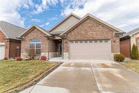 3021 Sarah Beth Way Jeffersonville, IN 47130