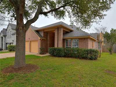 16909 Stockton DR Leander, TX 78641