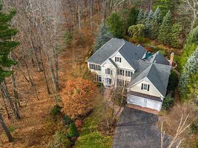 3 Bridgeton Way Hopkinton, MA 01748
