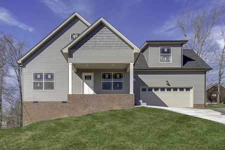 123 Laken Lane Dickson, TN 37055