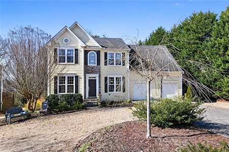 1620 Fairburn Dr Cumming, GA 30040