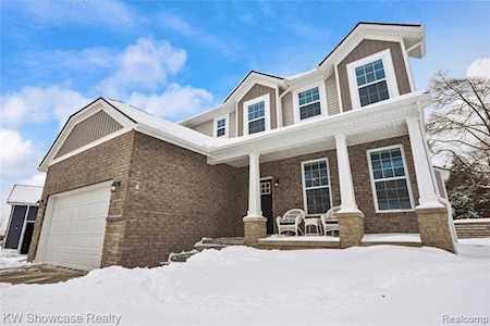 9656 Willow Oak Dr Green Oak Twp, MI 48116