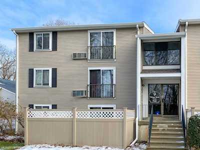 9 Village Rock Ln #9 Natick, MA 01760