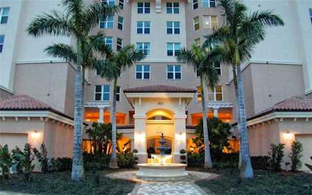 393 N Point Rd #302 Osprey, FL 34229