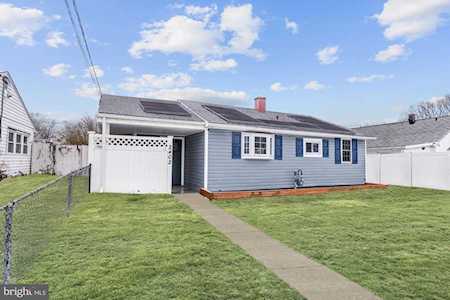 2402 Saratoga Ave Halethorpe, MD 21227